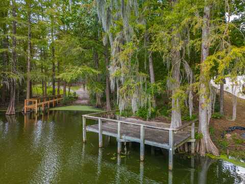 19 Legend Court, Santee, SC 29142