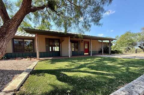1112 N Hightower Rd, Mason, TX 76856