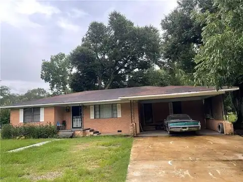 531 BARTON Drive, Marksville, LA 71351