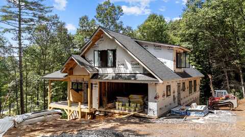 19 Terrace Forest Trail, Horse Shoe, NC 28742