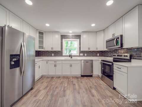 5224 Kildare Drive, Charlotte, NC 28215