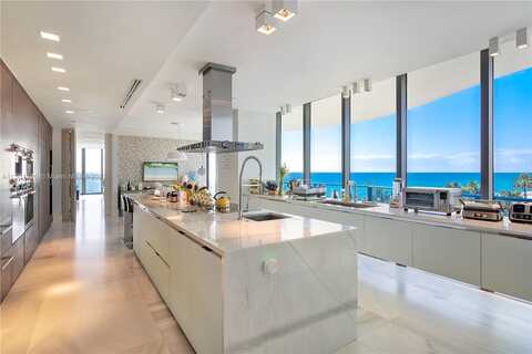 Collins, SUNNY ISLES BEACH, FL 33160