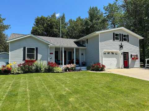 6Th, ROSEAU, MN 56751