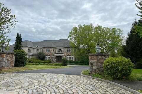 Dogwood Dr, WHITEHOUSE STATION, NJ 08889