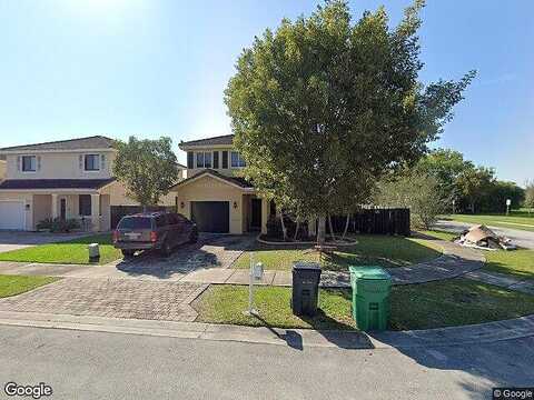 284Th, HOMESTEAD, FL 33033