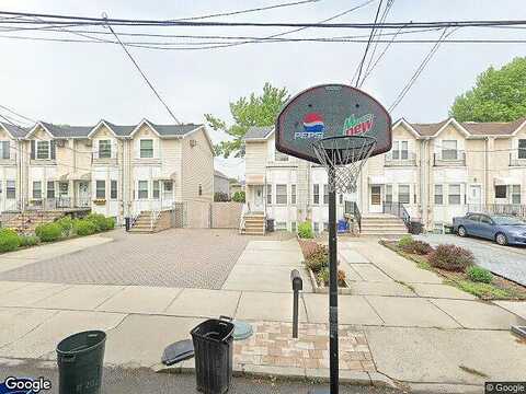 Woodbine Ave, STATEN ISLAND, NY 10314