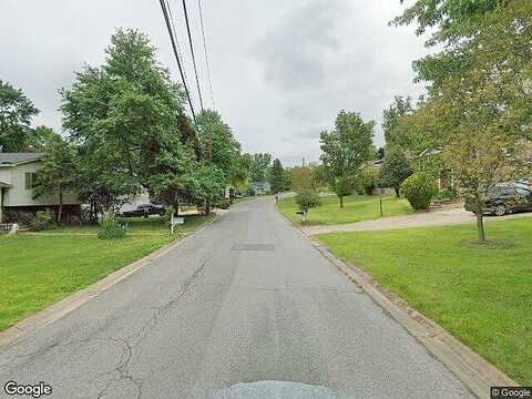 Riverhill Rd, OXON HILL, MD 20745