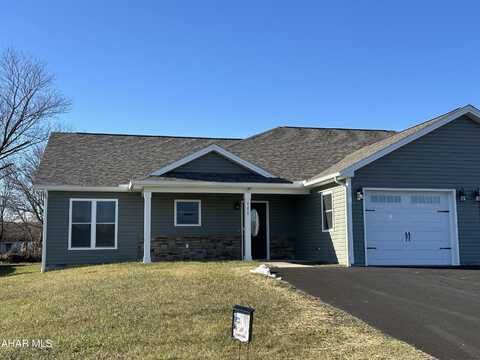 111 Red Tail Circle, Duncansville, PA 16635