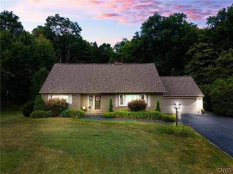 215 Valley View Road, New Hartford, NY 13413