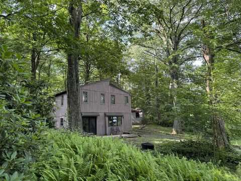 247 Wood Creek Road, Bethlehem, CT 06751