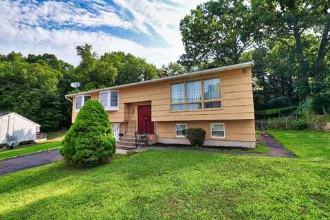 221 Windy Drive, Waterbury, CT 06705