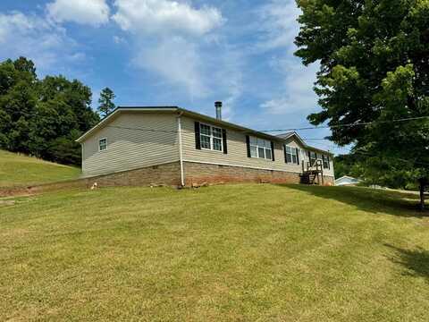 1273 Arnoldsburg Road, Spencer, WV 25276