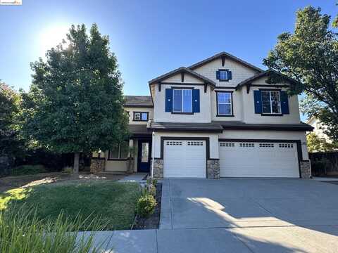 285 W Country Club Dr, Brentwood, CA 94513