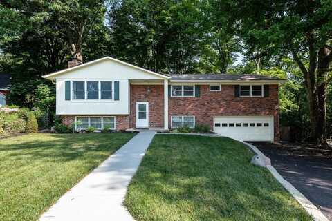 2300 S Woodbluff Court, Bloomington, IN 47401