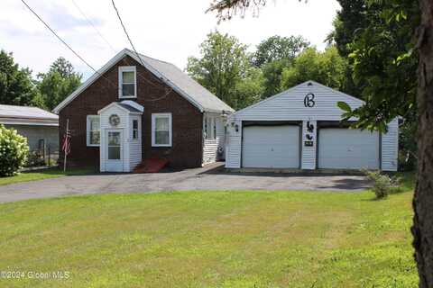 29 Massachusetts Avenue, East Greenbush, NY 12144