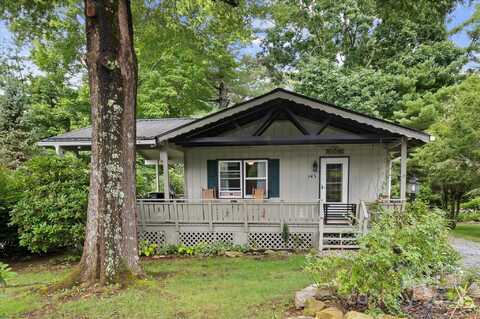 143 Snowshoe Loop, Newland, NC 28657