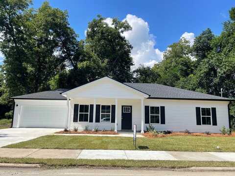 114 S Tillman Street, Glennville, GA 30427