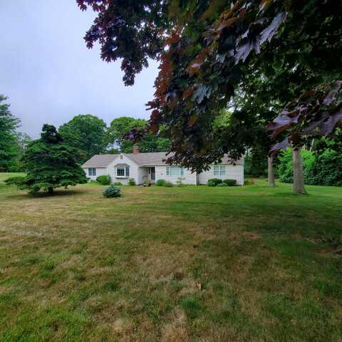 91 Depot Road W, West Harwich, MA 02671