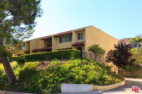 9520 Via Tivoli, Burbank, CA 91504