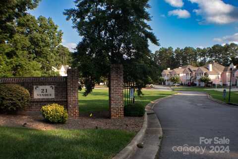 1352 21st Avenue NE, Hickory, NC 28601