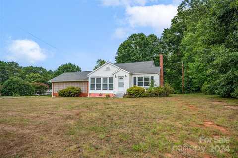 136 Sharon School Road, Statesville, NC 28677