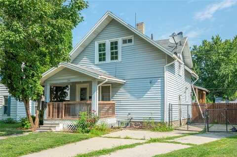 1606 Evelyn Street, Perry, IA 50220