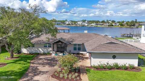 Baywood, LYNN HAVEN, FL 32444