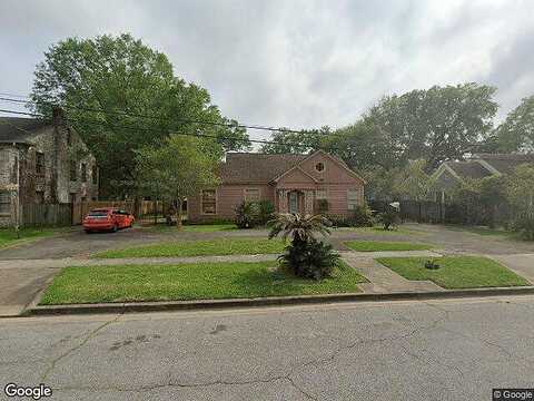 North, BEAUMONT, TX 77702