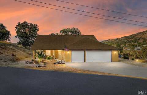 17600 Ascot Court, Tehachapi, CA 93561