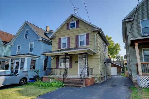 126 W Chestnut St, East Rochester, NY 14445