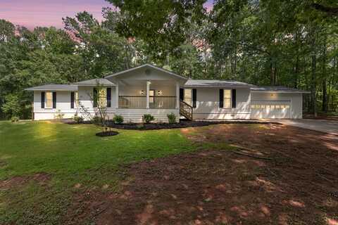 134 HICKORY CIRCLE, WEST POINT, GA 31833