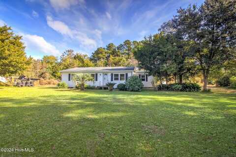 165 Polly Hill Road, Marshallberg, NC 28553