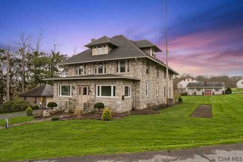 1182 Forest Hills Drive, Salix, PA 15952