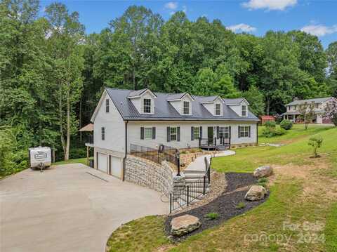 191 Glazener Road, Brevard, NC 28712