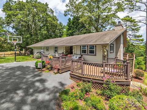 584 Oak Ridge Drive, Clyde, NC 28721