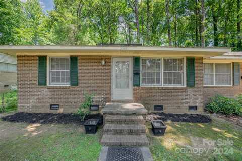 5007 Lakecrest Drive, Charlotte, NC 28215