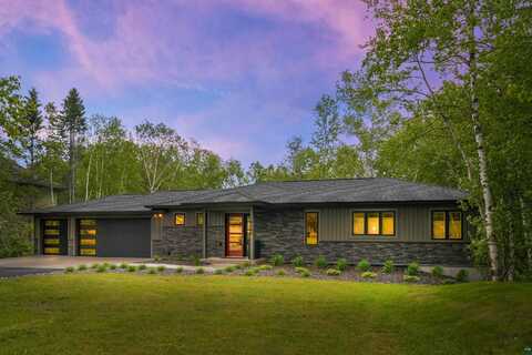 4180 W Pond Dr, Hermantown, MN 55811