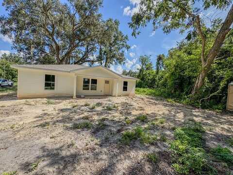 104 Rowland Blvd, Trenton, FL 32693