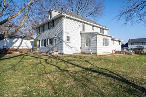 8717 Urbandale Avenue, Urbandale, IA 50322