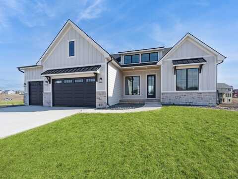 805 Canterbury Circle, Waukee, IA 50263