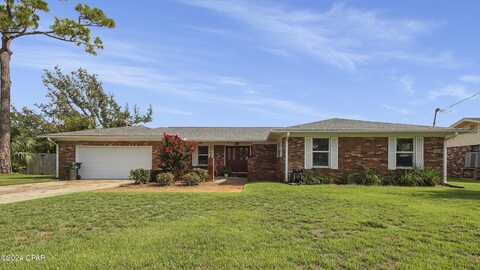 807 W 8th Street Circle, Lynn Haven, FL 32444