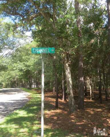 3101 Channel Drive SE, Bolivia, NC 28422