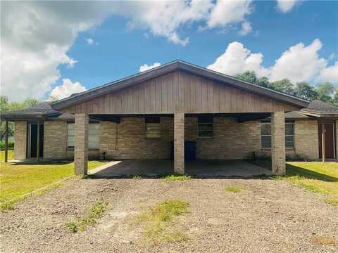 1300 Johnson Street, Woodsboro, TX 78393