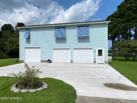 255 Sleepy Point Road, Gloucester, NC 28528