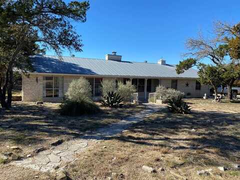 118 Zeder Strasse, Fredericksburg, TX 78624