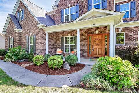 6340 Alba Rose Lane, Huntersville, NC 28078