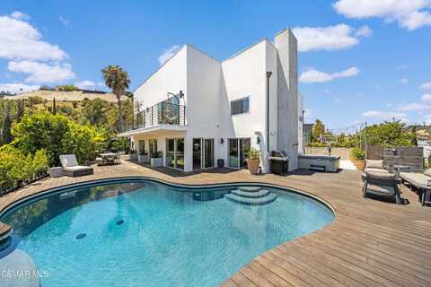 2362 Apollo Drive, Los Angeles, CA 90046