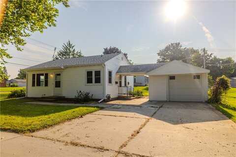 308 E 17th Street N, Newton, IA 50208