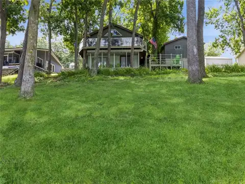 161 Cottage Lane, Montezuma, IA 50171