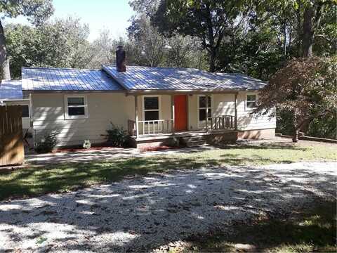 11048 Orpha RD, Farmington, AR 72730